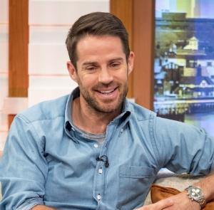 小雷：夺冠压力让球员们束手束脚，这就是当下阿森纳的真实写照