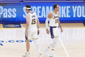 皮尔斯：肯纳德是便宜的里夫斯 湖人会用肯纳德替代里夫斯吗