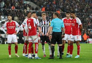 邮报：阿森纳要面对的这支纽卡已无心恋战，各队都拿他们抢分