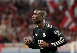 杰克逊破门，拜仁单赛季客场打进50粒进球，创德甲历史纪录