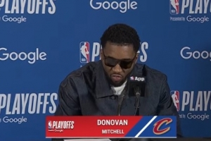 【完整版】米切尔：我们不能垂头丧气 必须不惜一切代价守住主场