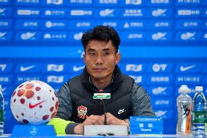 郑智：我对队员们的表现非常满意，我们队一直在朝好的方向发展