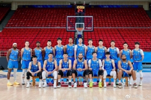 周琦：属于首钢男篮的CBA季后赛即将开启 专注 团结 全力以赴！