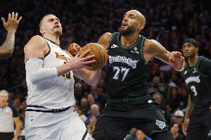 芬奇：戈贝尔一心只想赢得总冠军 他对没能入选DPOY候选感到失望