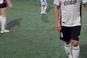 欧文亮相直播吧球友会，并表示：中国队在20年之后将赢得世界杯