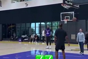 麦迪此前：湖人赛季基本结束！指望41岁老詹扛着球队是强人所难